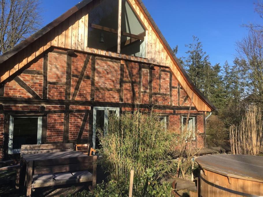 Wunderschoenes Bauernhaus An Der Elbe ブレッケーデ エクステリア 写真